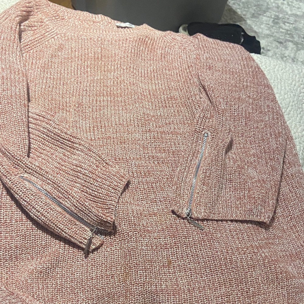 Avenue Women's Pink Sweater with Zipper Details